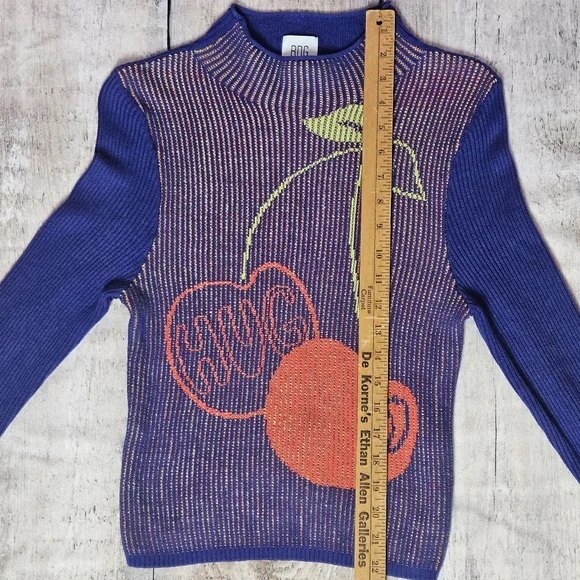 Urban Outfitters BDG Shauna Jacquard Cherry Mockneck Sweater In Navy size Medium - Picture 7 of 9